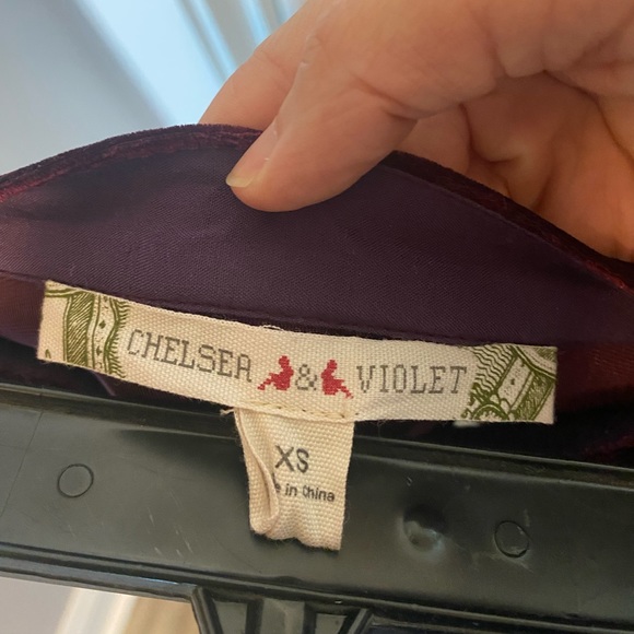 CHELSEA & VIOLET Velvet Skirt - Picture 3 of 3